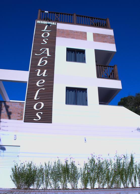 Residencial Los Abuelos บอมบินญัส ห้อง รูปภาพ