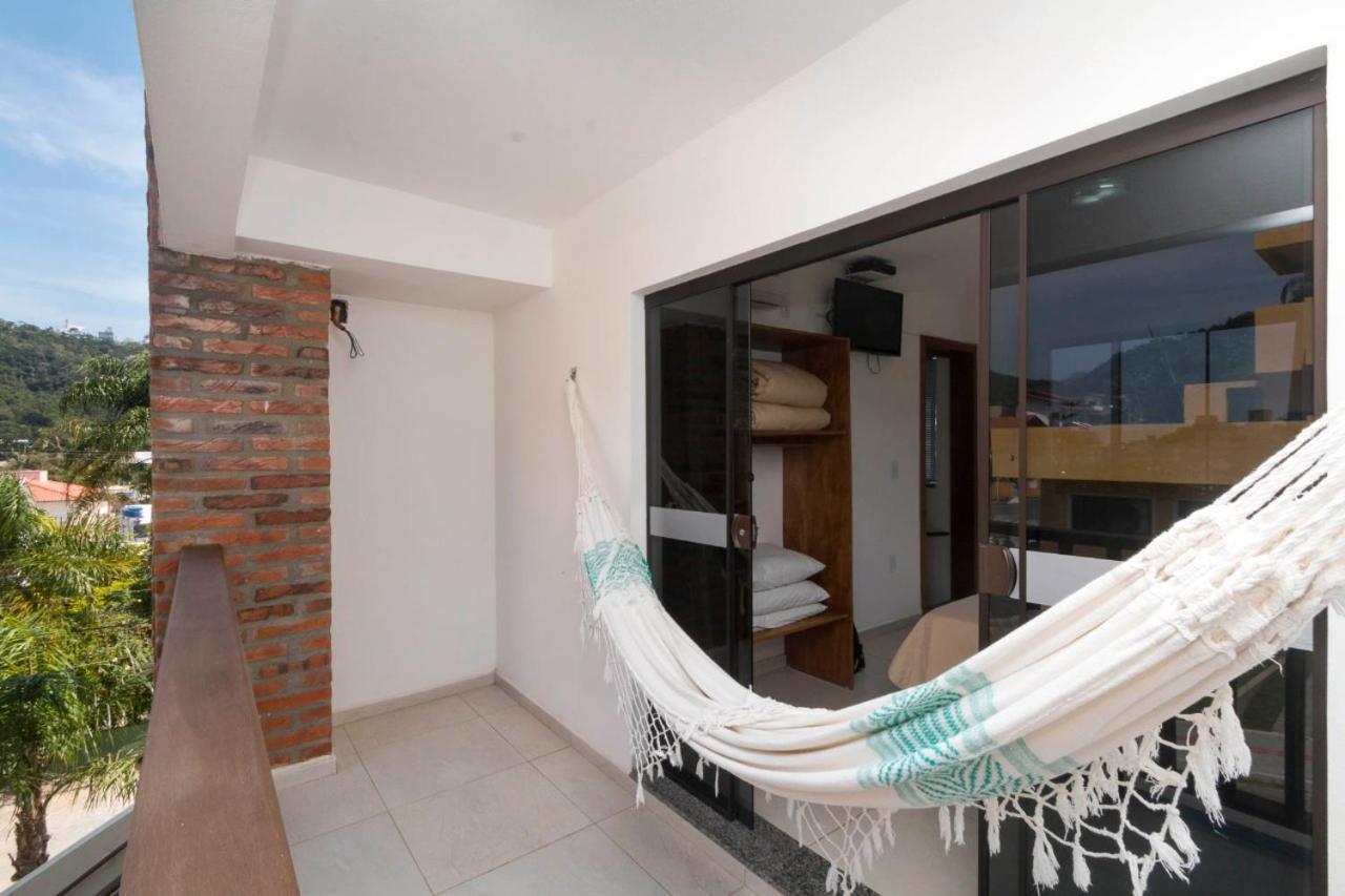 Residencial Los Abuelos บอมบินญัส ภายนอก รูปภาพ
