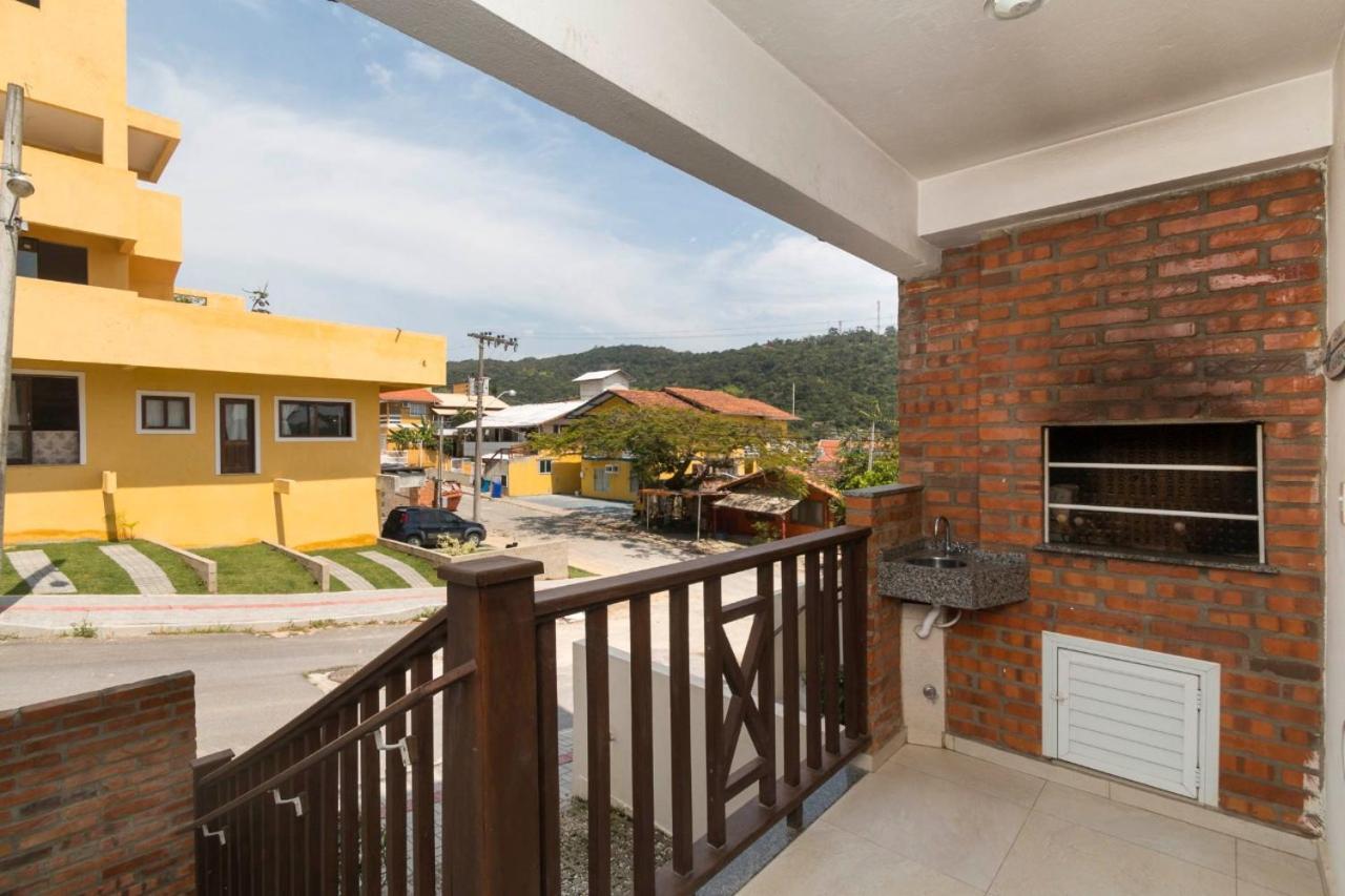Residencial Los Abuelos บอมบินญัส ภายนอก รูปภาพ